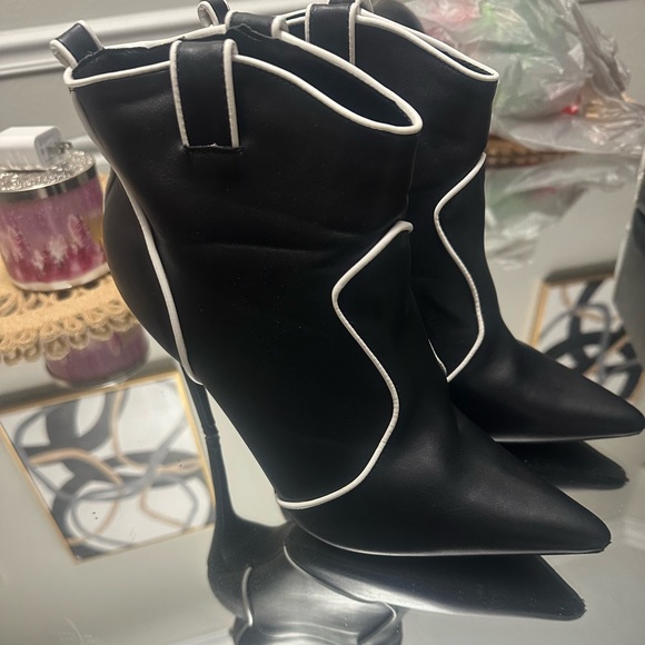 Women leather ankle boots - Picture 7 of 7